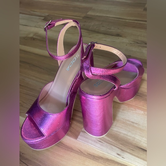 SODA Y2K Metallic Fuchsia Platform Chunky Heel sz 7 - Picture 6 of 15
